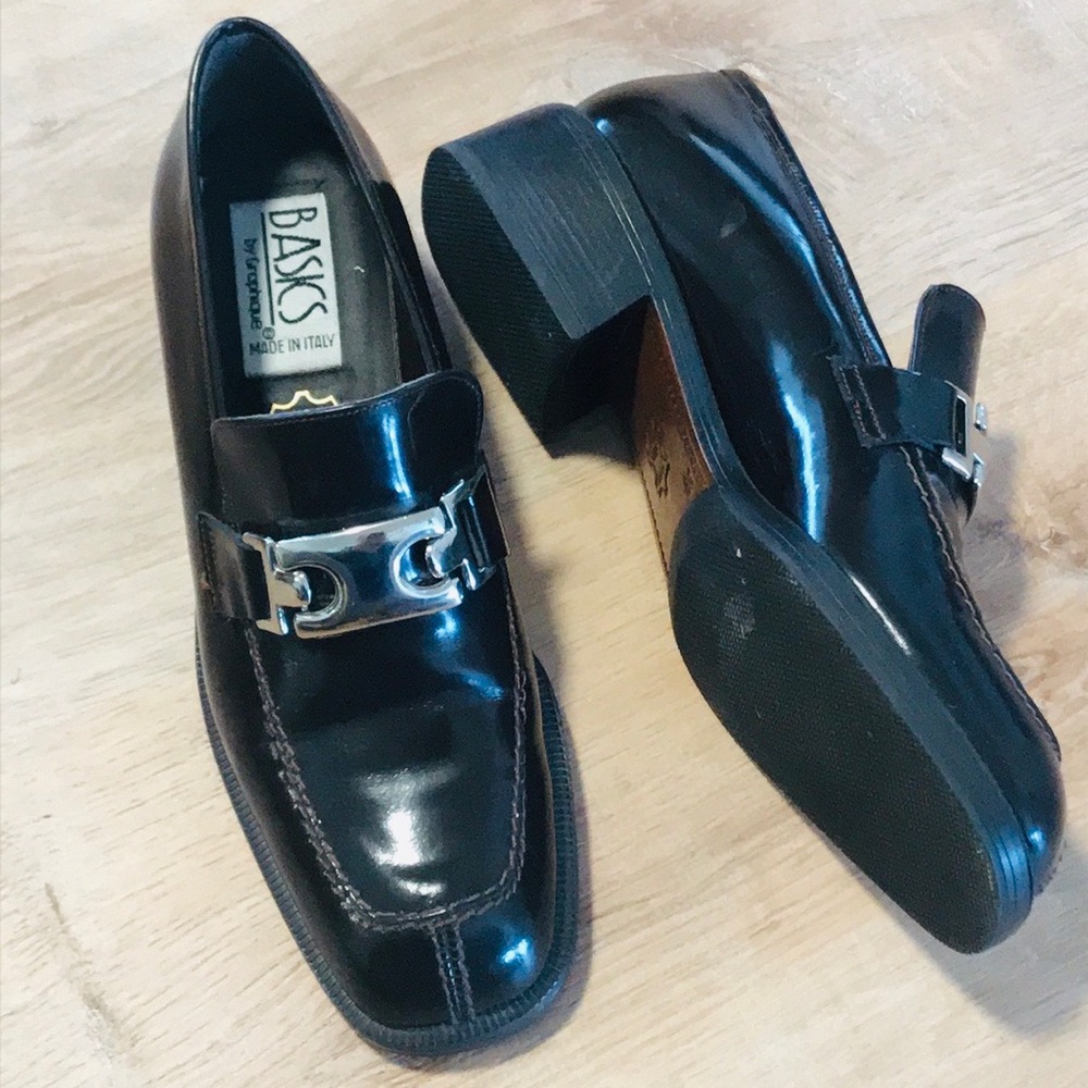 Graphique Basic Brown Loafers With Silver Buckle - image 2